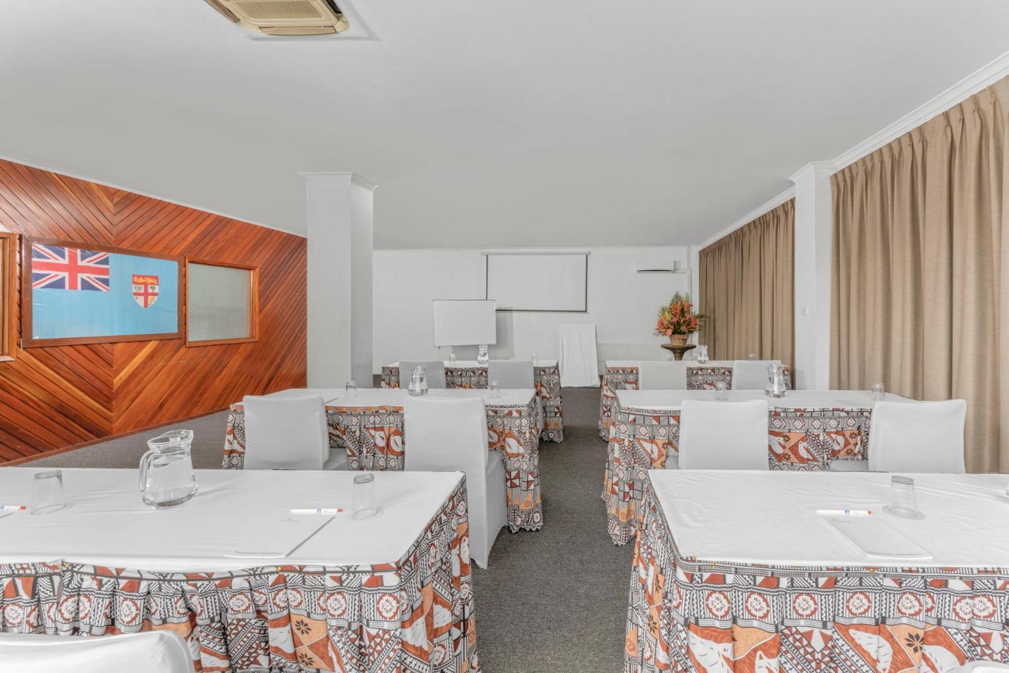 Trans International Hotel 나디 외부 사진